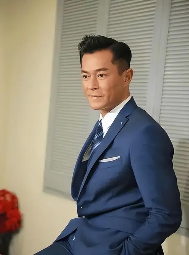福克斯失误挨骂 称不受影响准备救赎