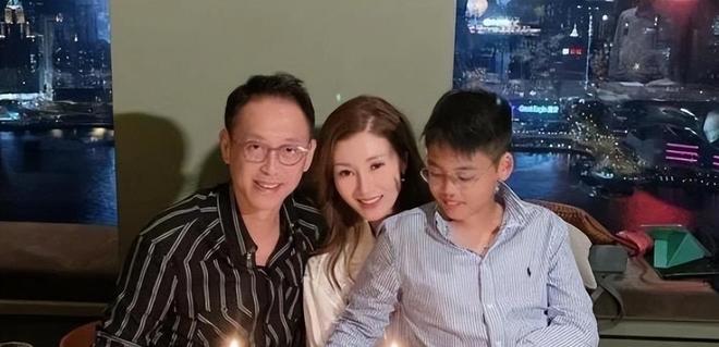 每体:国际足联将取消VAR裁判赛前摆拍