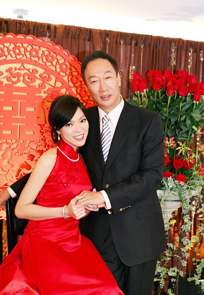 乒乓球全锦赛:王楚钦/孙颖莎晋级混双8强