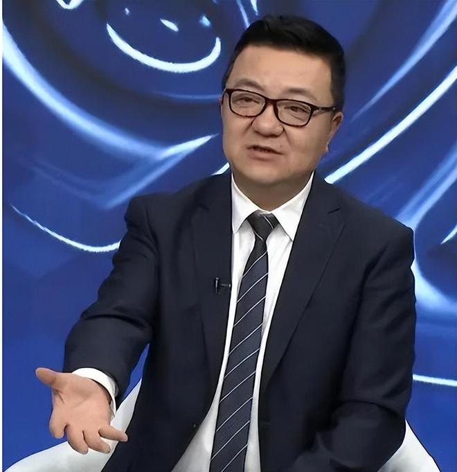 泳渡赛女选手走光画面被直播，承办方致歉