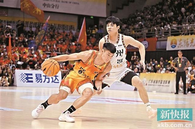 乔什·布洛林自曝戒酒12年：每天清晨6点上线开会
