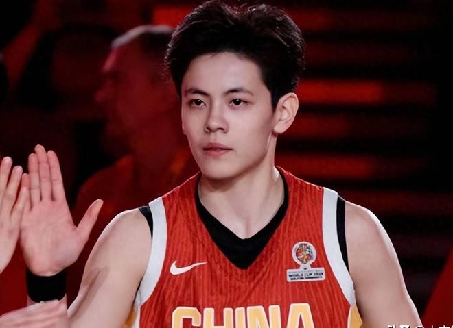 三笘薰去阿森纳？日本网友吵翻了阿森纳这个夏窗其实挺让人挠头的