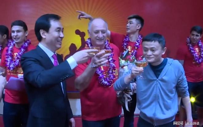 名古屋亚运会官方金牌榜更新，中国体育代表团首金被“补上”，但把中国队现代五项冠军的名字又写错了