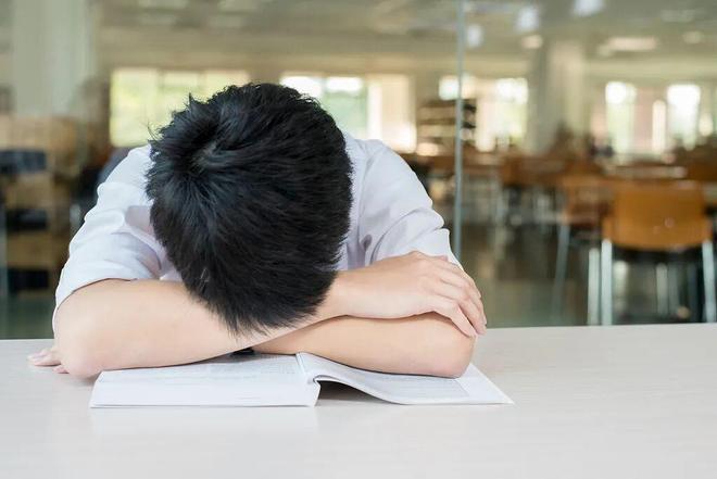 该向日本学习了！男篮长期无效集训隐患太大，可重回姚明红蓝模式