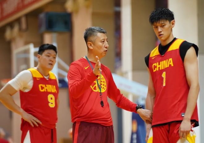宏远最新消息！刘家成顶薪报价徐杰，小陈总大手笔，杜锋举办庆功宴！
