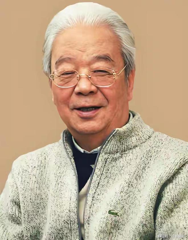 气冒烟了!不男不女仅皮毛,人民日报下场,一针见血点名"假三项"