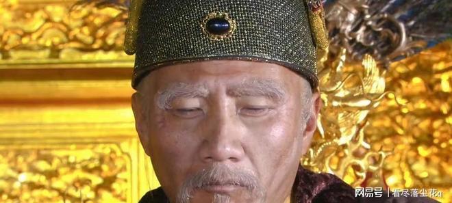 为什么说尼克斯53年首冠>马刺5次捧杯?
