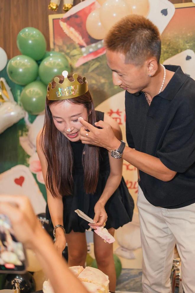 4年1.785亿！篮网要抢里夫斯，湖人该跟上吗？
